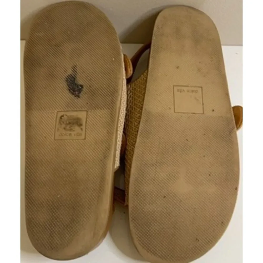 Dolce Vita Starla sandals. Size 8.5(W).